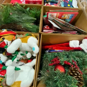Pallet Decorations for Christmas- Assorted